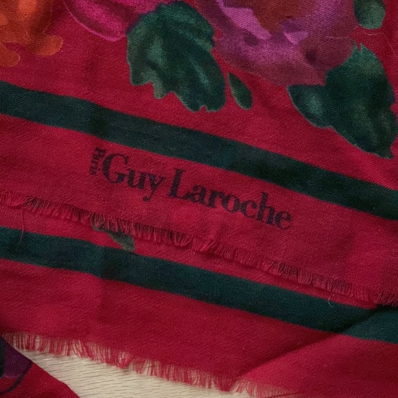 Guy LaRoche Scarf - Picture 2 of 5
